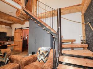 Pine Marten Lodge