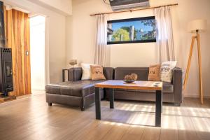 Casa Mariano - Casa en Bosque Peralta Ramos 4 PAX Con Parrilla - Hola Sur