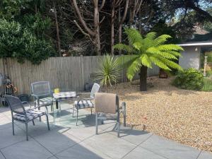 Garden Studio Sleeps 2 Hot Tub & Pets Welcome