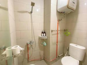 La Rosa II at Anderson Tower