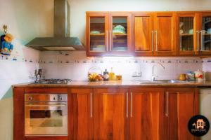 Beach-side 3 bedroom Apartment in Mount Lavinia