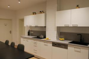 Gästehaus Friedrichstraße - ruhiges Zimmer mit Bad