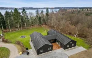 Gorgeous Home In Hobro With Sauna - Skorping