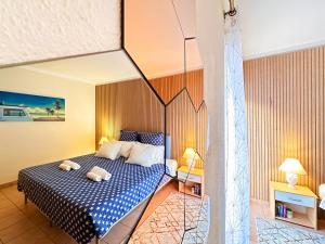 OceanView Apartment by BeCherish