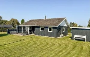 3 Bedroom Lovely Home In Sydals - Skovby