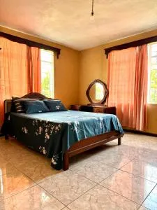 Transit Home - 10 mins from airport - Union Vale