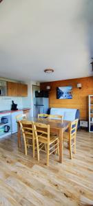 Appartement 3 étoiles au pied des pistes avec balcon été