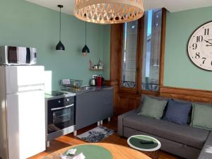 Appartements A deux pas de la gare, La Maison Rouge : photos des chambres