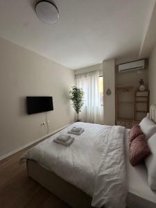 Dennys Apartment Lincoln Center