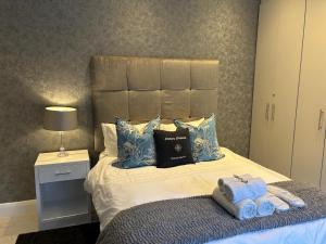 OCEAN BREEZE SUNSET BEACH - Cape Town