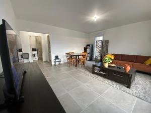 Appt 3P meublé refait à neuf