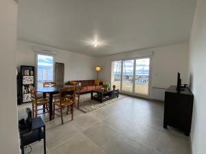 Appt 3P meublé refait à neuf