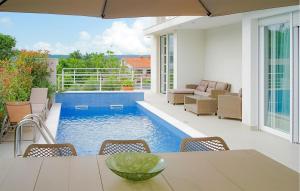 Beautiful Home In Klimno With Kitchen