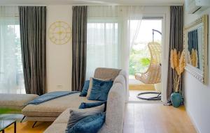 Beautiful Home In Klimno With Kitchen