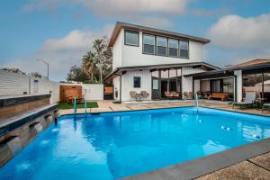 Luxury on Ocean Drive - Sleeps 28