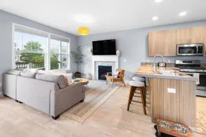 Beach Retreat with EV supply equipment station and Paddle Boards - Neskowin