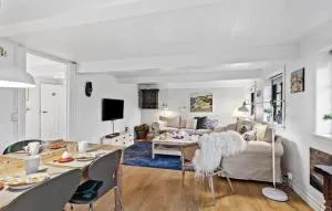 3 Bedroom Nice Home In Humble - Nyby