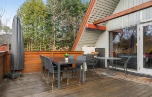 3 Bedroom Lovely Home In Fårvang