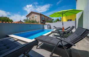 Stunning Apartment In Peroj With Wifi