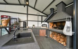 Stunning Home In Vinogradi Ludbreski