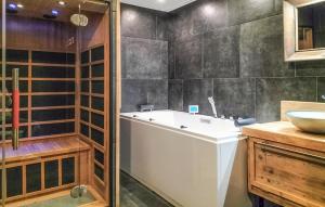 Cozy Apartment In Yerseke With Sauna