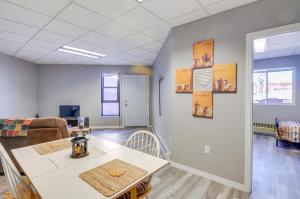Convenient Del Norte Apt Near Hiking and Downtown!
