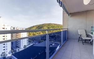 Cozy Apartment In Villajoyosa With Wifi