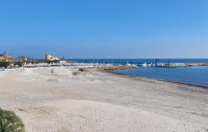 Gorgeous Home In Torre De La Horadada