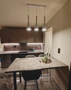 Ghini Venes 2 Καλώς ήλθες