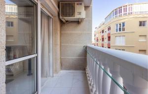 Stunning Apartment In Torrevieja