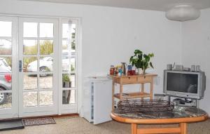 4 Bedroom Nice Home In Ejstrupholm