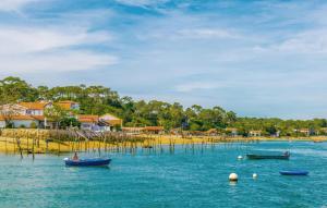 Maisons de vacances Gorgeous Home In Ares : photos des chambres