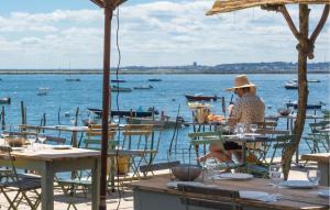 Maisons de vacances Gorgeous Home In Ares : photos des chambres