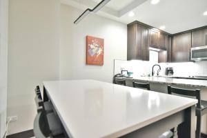 Village Chateaux Après-Ski Condo: Ski InOut, Resort Amenities