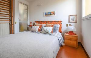 1 Bedroom Lovely Apartment In Firenze