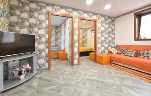 Nice Apartment In Mascali With Wifi