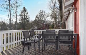 Lovely Home In Backaryd With Lake View