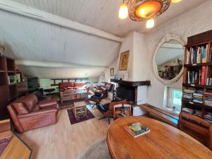 Gîte calme avec jardin, proche Metz - FR-1-584-340