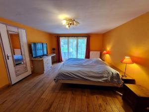 Gîte calme avec jardin, proche Metz - FR-1-584-340