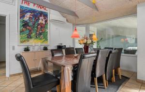 Cozy Home In Oksbøl With Sauna