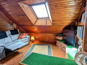 Maisons de vacances Maison charmante avec jardin, terrasse et parking pres du Ballon d-Alsace - FR-1-583-297 : photos des chambres