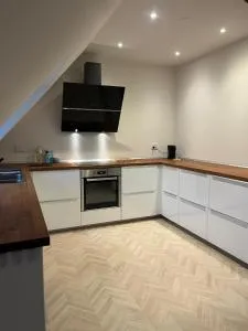 A Cozy Retreat with Rustic Charm in Nature - Tommerup