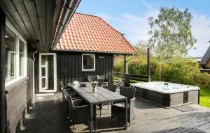 Cozy Home In Juelsminde With Sauna - Endelave By