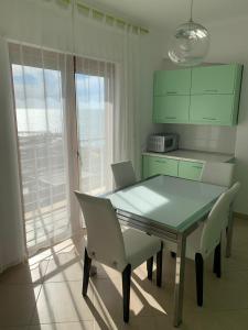 Seafront Beach Stay