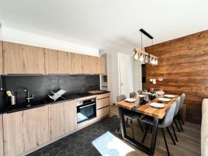 Résidence Le Living Stone B - T3 NEUF, CENTRE VARS, LIVING STONE 150m DES PISTES MAE-1041