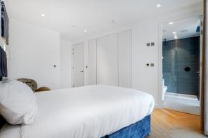 Warmly Relaxed Apart, 5beds, 5mins walk to tube station, 10mins to Westend, Ctral London