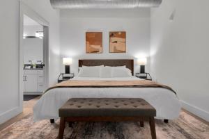 Industrial Loft Living 2BR 2BA