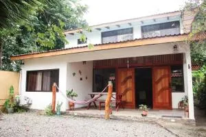 5-Minute Walk to the Beach - Perfect for Your Getaway - Puerto Limón