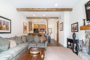 Classic Ski-in Ski-out Condo