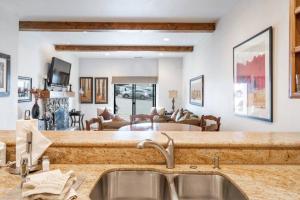 Classic Ski-in Ski-out Condo